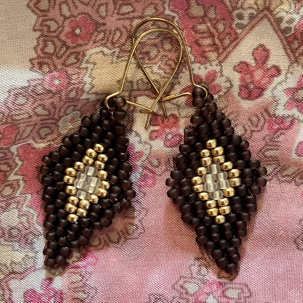 HAND CRAFTED BOHEMIAN BEADED EARRINGS *BROWN & GOLD GLASS BEADS *LIGHTWEIGHT - Picture 5 of 10